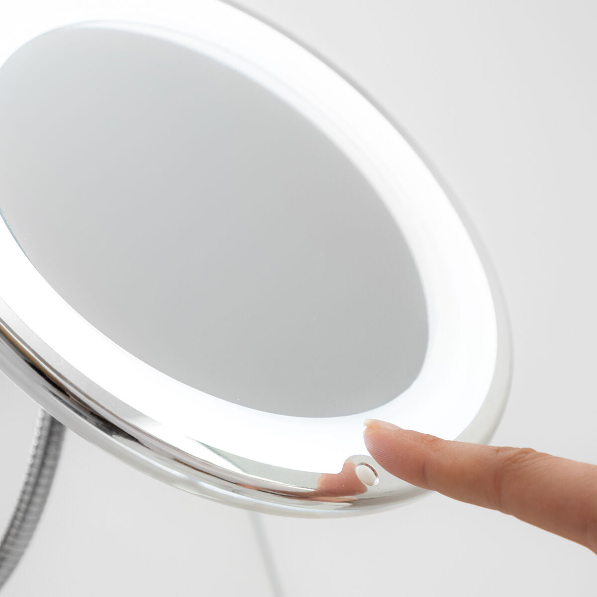 Specchio con Lente d'Ingrandimento LED con Braccio Flessibile e Ventosa Mizoom InnovaGoods IG814786